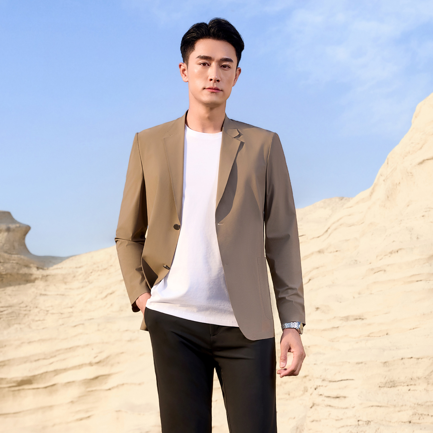 Khaki Formal Wear Men - เสื้อแจ็คเก็ตสูทสีกากีลำลองสำหรับผู้ชาย ชุดฤดูร้อนแบบแห้งเร็ว ชุดแต่งงาน ชุดเพื่อนเจ้าบ่าว แฟชั่นทันสมัย น้ำหนักเบา